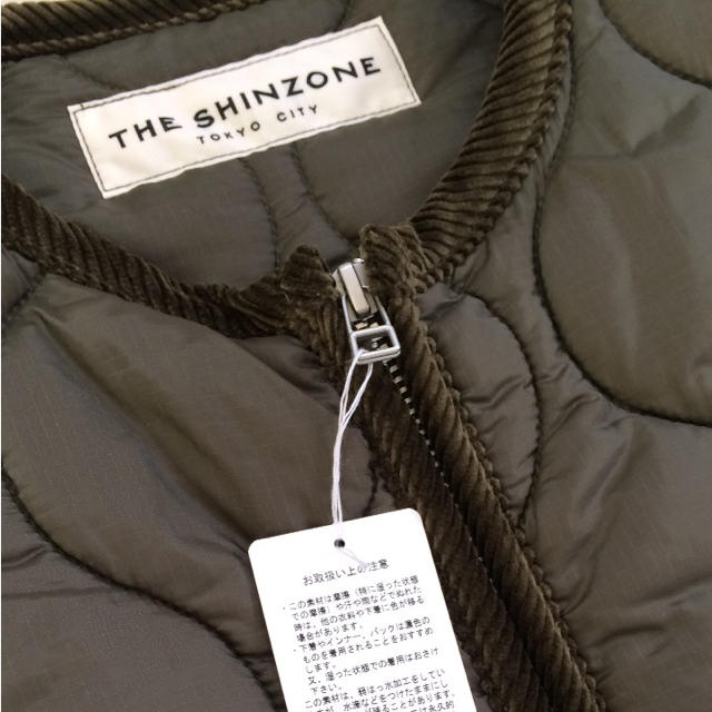 Shinzone(シンゾーン)の今季新品未使用シンゾーンキルティングコート レディースのジャケット/アウター(ロングコート)の商品写真