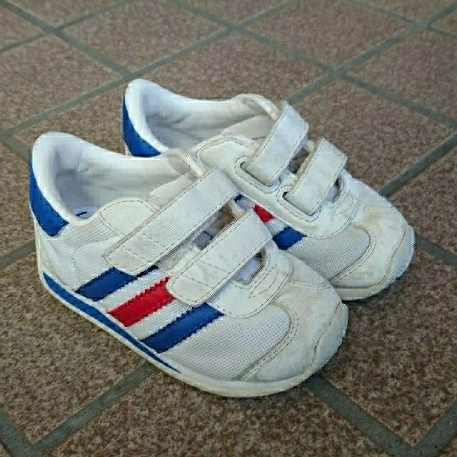 adidas(アディダス)のadidas ベビーシューズ 13.0㎝ キッズ/ベビー/マタニティのベビー靴/シューズ(~14cm)(スニーカー)の商品写真