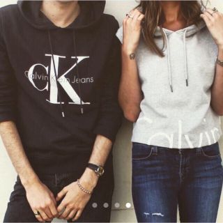 カルバンクライン(Calvin Klein)のセットアップ Calvin Klein Jeans グレー パーカー&ショーツ(パーカー)