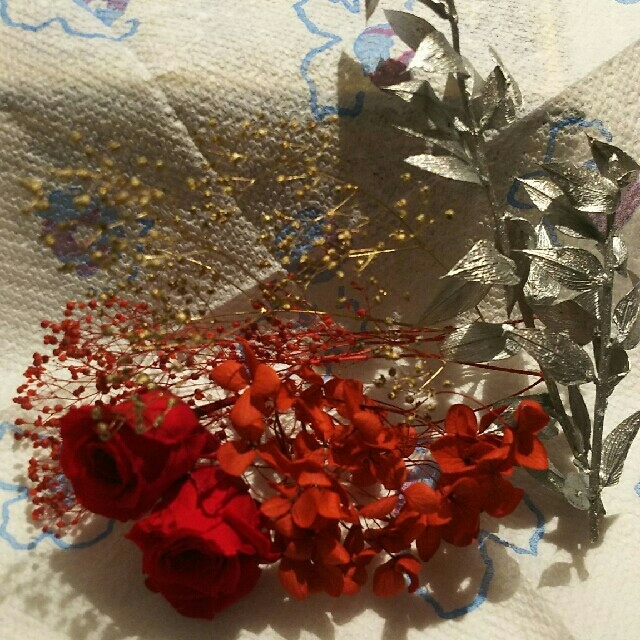 薔薇セットH赤     ハーバリウム花材☆ローズ 赤レッド ハンドメイドのフラワー/ガーデン(プリザーブドフラワー)の商品写真