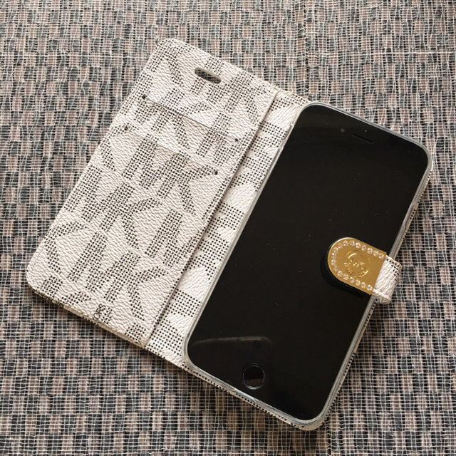 Michael Kors - iPhone 7 / 8 ホワイト 手帳型ケース の通販 by 海外買い付けします。｜マイケルコースならラクマ