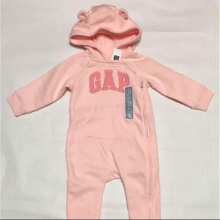 ベビーギャップ(babyGAP)の新品タグ付 gap カバーオール くま耳 80 ピンク(カバーオール)