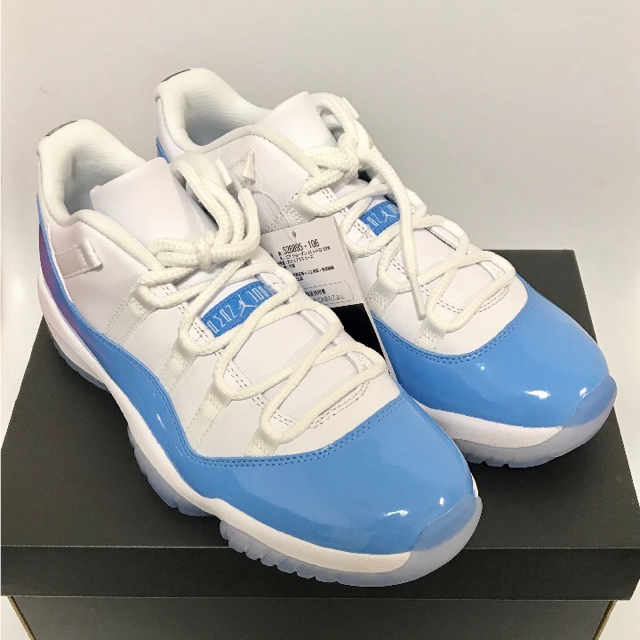 NIKE(ナイキ)の新品！エアジョーダン11  レトロ ロー  メンズの靴/シューズ(スニーカー)の商品写真