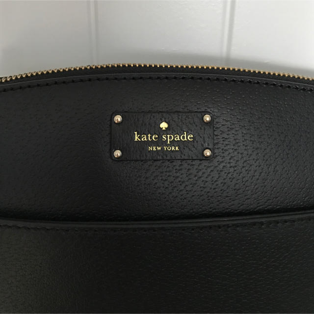 kate spade new york(ケイトスペードニューヨーク)の大値下げ！大活躍のブラック ショルダー バック レディースのバッグ(ショルダーバッグ)の商品写真