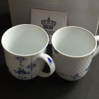 ロイヤルコペンハーゲン(ROYAL COPENHAGEN)のブルーパルメッテ  マグ ペア 新品①(食器)