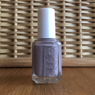 エッシー(Essie)のessie☆エッシー☆696/CHINCHILLY/チンチリー☆(マニキュア)