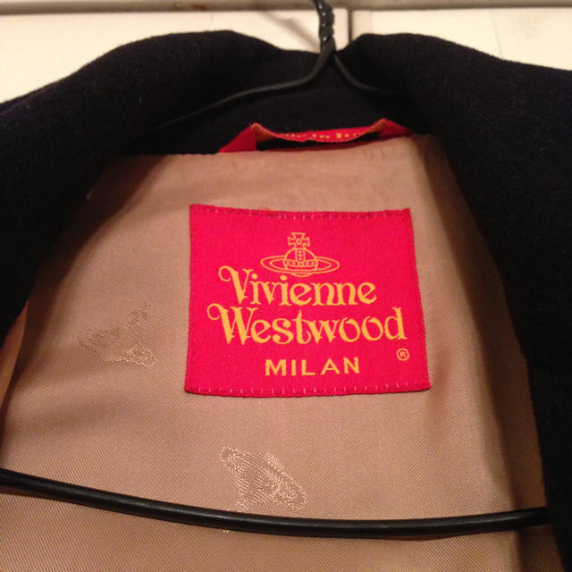 Vivienne Westwood(ヴィヴィアンウエストウッド)のヴィヴィアン★ウールコート レディースのジャケット/アウター(ロングコート)の商品写真