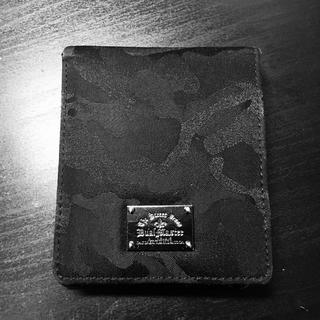 折りたたみ財布 メンズ 黒迷彩(折り財布)