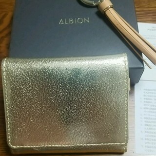 アルビオン(ALBION)のALBIONオリジナル三つ折コンパクト財布(箱入り)(財布)