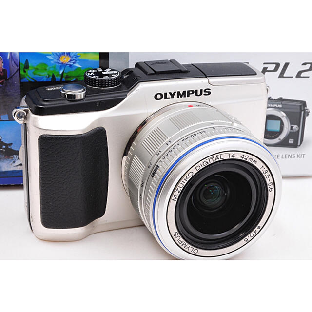 ⭐︎人気のPEN⭐︎OLYMPUS E-PL2 ガイドBOOK付き 独特の上品 スマホ/家電/カメラ