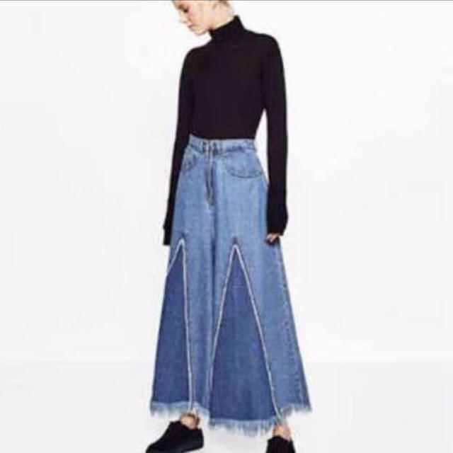 ZARA(ザラ)のZARA リメイクワイドデニム 38 M レディースのパンツ(デニム/ジーンズ)の商品写真