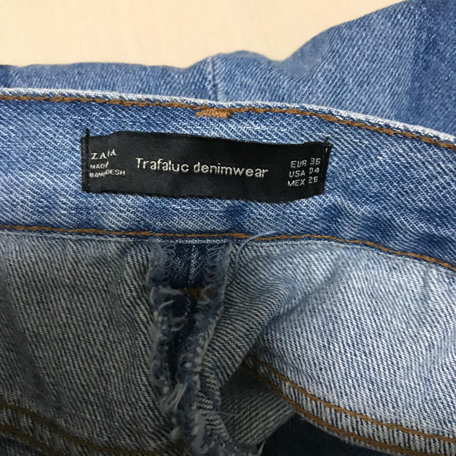 ZARA(ザラ)のZARA リメイクワイドデニム 38 M レディースのパンツ(デニム/ジーンズ)の商品写真