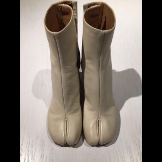 マルタンマルジェラ(Maison Martin Margiela)の新品 未使用 メゾン マルジェラ タビ ブーツ 36.5 ベージュ(ブーツ)