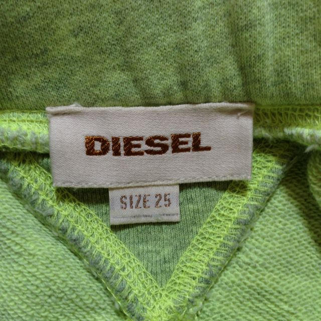 DIESEL(ディーゼル)のDIESEL☆25インチ☆美品 レディースのスカート(ミニスカート)の商品写真