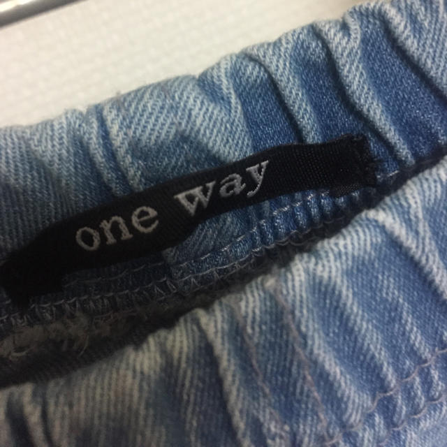 one*way(ワンウェイ)のダメージ スキニースパッツ レディースのパンツ(スキニーパンツ)の商品写真