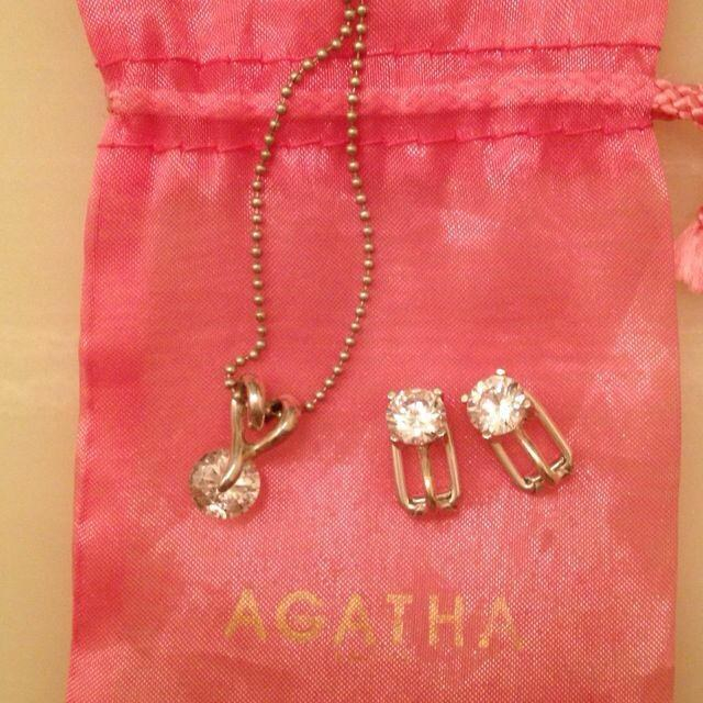 AGATHA(アガタ)のアガタ ジルコニア＆シルバーネックレス レディースのアクセサリー(ネックレス)の商品写真