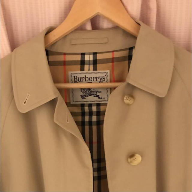 BURBERRY(バーバリー)のburberrys トレンチコート レディースのジャケット/アウター(トレンチコート)の商品写真