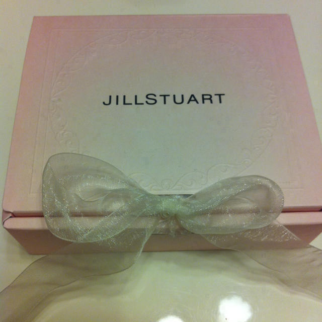 JILLSTUART(ジルスチュアート)のJILLSTUART♡ハンドクリーム コスメ/美容のボディケア(その他)の商品写真