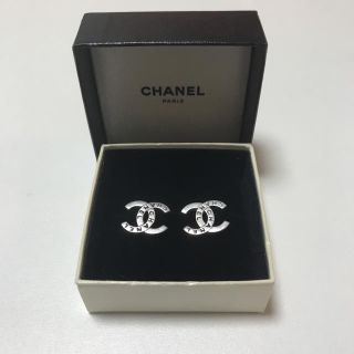 シャネル(CHANEL)のCHANEL シルバーイヤリング(イヤリング)