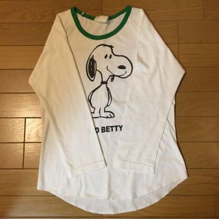 オールドベティーズ(OLD BETTY'S)のOLD BETTY'S スヌーピーロングTシャツ(Tシャツ(長袖/七分))