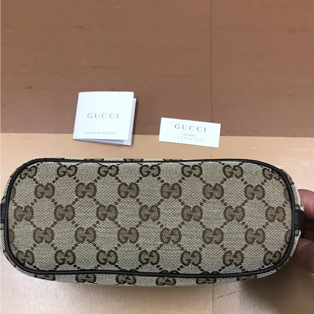 Gucci(グッチ)の【美品！】GUCCIのポーチ☆☆正規品☆☆ レディースのファッション小物(ポーチ)の商品写真