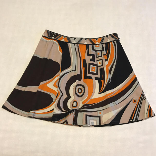 EMILIO PUCCI(エミリオプッチ)の美品☆EMILIO PUCCI ウールスカート サイズ40(M) エミリオプッチ レディースのスカート(ミニスカート)の商品写真