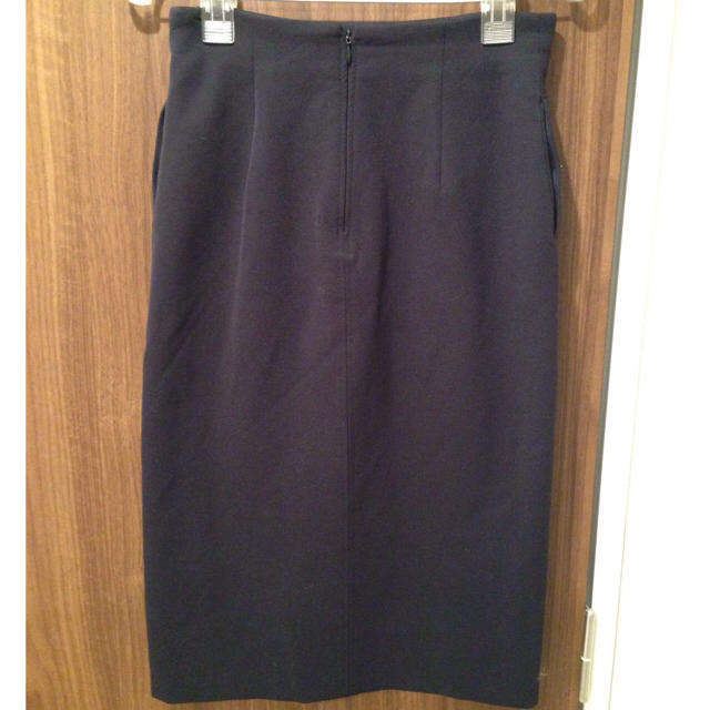 FRAY I.D(フレイアイディー)のFRAYI.Dフレイスリットイレギュラーヘムタイトスカート レディースのスカート(ひざ丈スカート)の商品写真