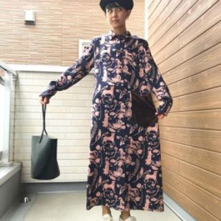 今季 akira naka 個性的 ワンピース 完売品✨(ロングワンピース/マキシワンピース)