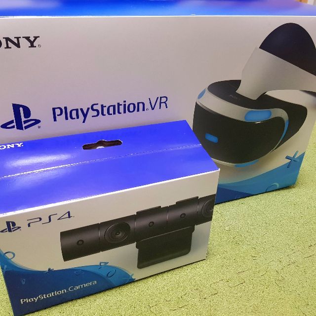 PlayStation VR(プレイステーションヴィーアール)のPSVR カメラ付き エンタメ/ホビーのゲームソフト/ゲーム機本体(その他)の商品写真