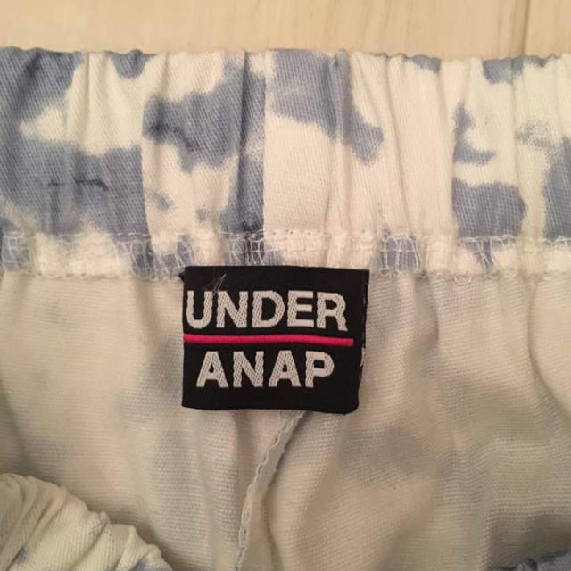 ANAP(アナップ)のUNDER ANAP ショーパン 処分価格 レディースのパンツ(ショートパンツ)の商品写真