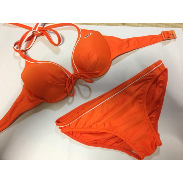 LACOSTE(ラコステ)のラコステ 水着 オレンジ レディース レディースの水着/浴衣(水着)の商品写真