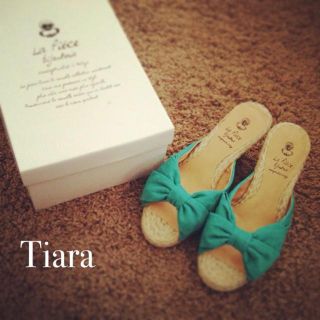 ティアラ(tiara)のみの様  専用ページ(ミュール)