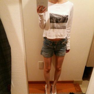 ザラ(ZARA)のZARA ショート丈トップス(Tシャツ(長袖/七分))