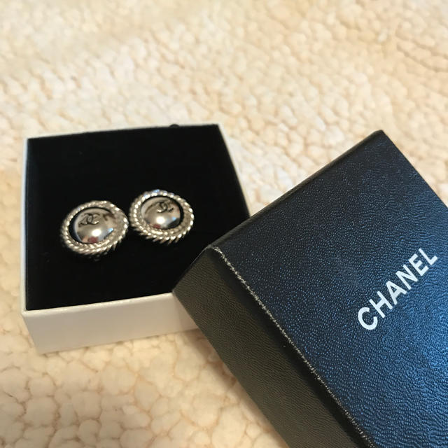 CHANEL(シャネル)のCHANELイヤリング レディースのアクセサリー(イヤリング)の商品写真