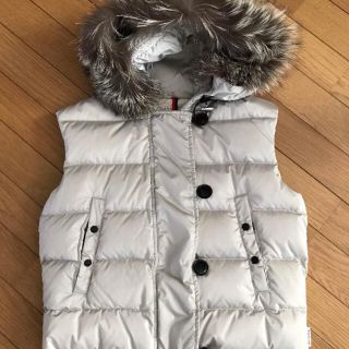 モンクレール(MONCLER)のモンクレール ダウンベスト(ダウンベスト)