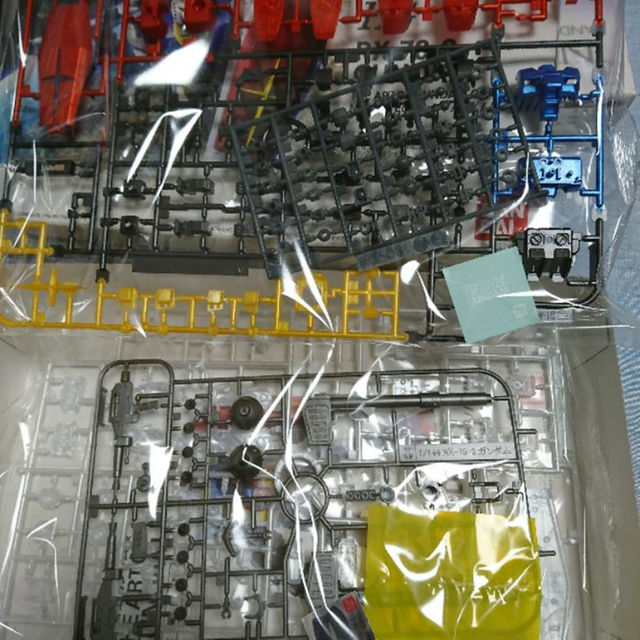 価格変更　機動戦士ガンダム展　大阪限定　RX-78メタリック エンタメ/ホビーのおもちゃ/ぬいぐるみ(模型/プラモデル)の商品写真