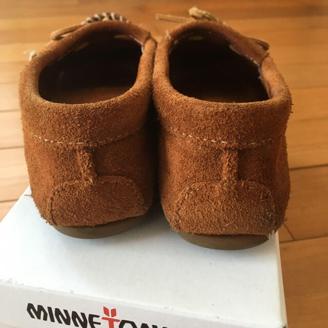 Minnetonka(ミネトンカ)のミネトンカ モカシン レディースの靴/シューズ(ローファー/革靴)の商品写真