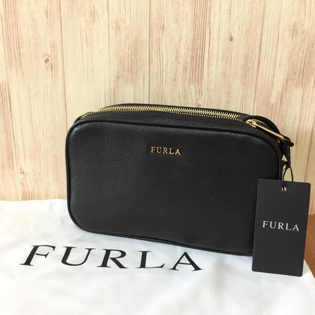 新入荷!! フルラ 新品 ダブルジップ ショルダーバッグ☆ LILLI ブラック