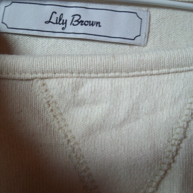 Lily Brown(リリーブラウン)のLily Brown ロゴﾄｯﾌﾟｽ レディースのトップス(カットソー(長袖/七分))の商品写真