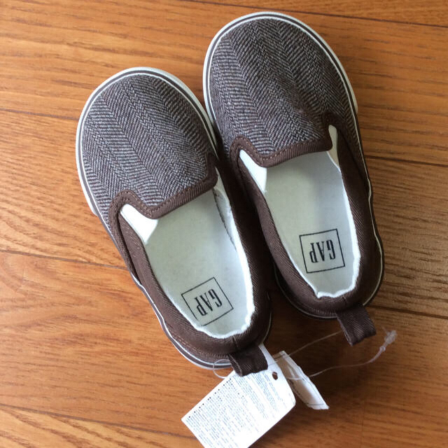 babyGAP(ベビーギャップ)のbaby Gap 靴 キッズ/ベビー/マタニティのベビー靴/シューズ(~14cm)(スリッポン)の商品写真