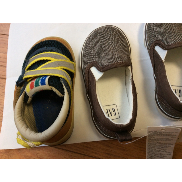 babyGAP(ベビーギャップ)のbaby Gap 靴 キッズ/ベビー/マタニティのベビー靴/シューズ(~14cm)(スリッポン)の商品写真