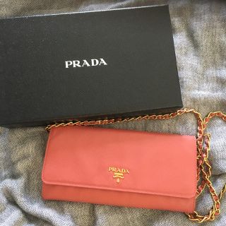 プラダ(PRADA)の PRADA VITELLO GRAIN チェーンウォレット (財布)