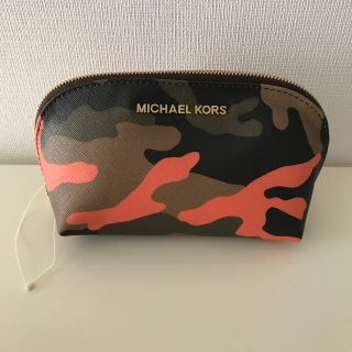 マイケルコース(Michael Kors)のえりか様専用！新品☆マイケルコース☆ポーチ☆ミニバッグ♡迷彩柄(ポーチ)