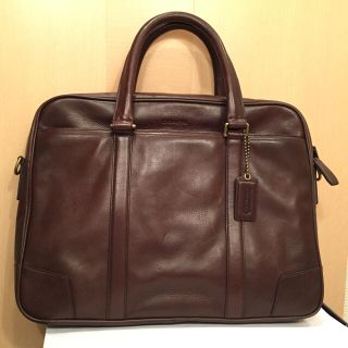 コーチ(COACH)の【新品 正規品】coach ブリーフケース 日本未発売！(ビジネスバッグ)