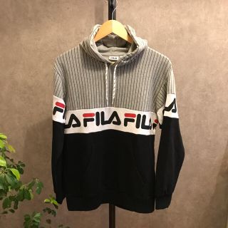 フィラ(FILA)の【希少】【人気】【FILA】フィラ パーカー 美品 M グレー 90's好きに(パーカー)