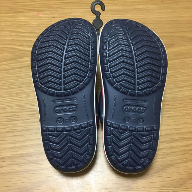 crocs(クロックス)のkids クロックス キッズ/ベビー/マタニティのキッズ靴/シューズ(15cm~)(サンダル)の商品写真