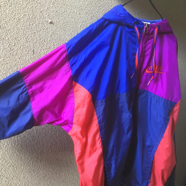 NIKE(ナイキ)のNIKE vintage90's Nylon Jackets L 銀タグ   メンズのジャケット/アウター(ナイロンジャケット)の商品写真