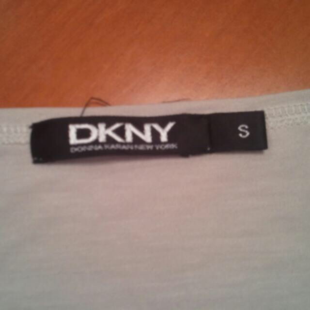 DKNY(ダナキャランニューヨーク)のDKNY トップス レディースのトップス(カットソー(半袖/袖なし))の商品写真