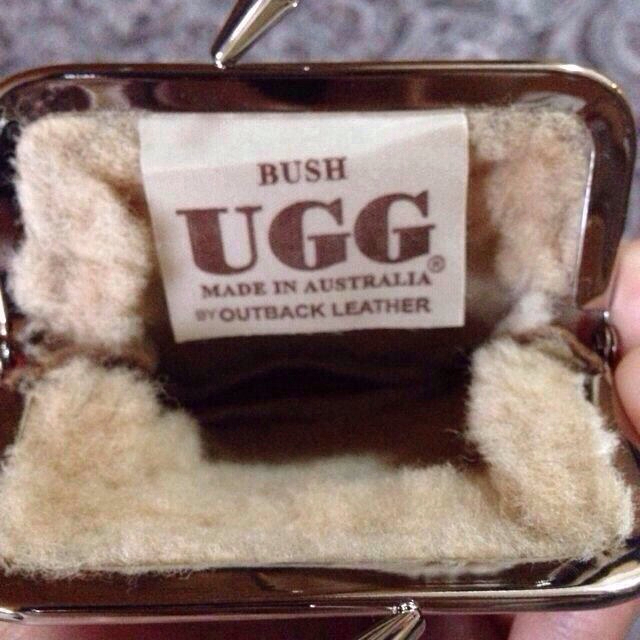 UGG(アグ)のかおたん様専用7/6までお取り置き レディースのファッション小物(財布)の商品写真