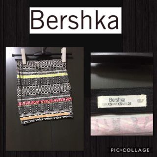 ベルシュカ(Bershka)のBershka タイト ミニスカート トライバル柄 ストレッチ XS トルコ製(ミニスカート)